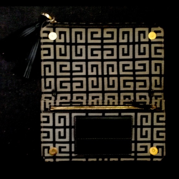 Givenchy wallet/bag/cluctch - Picture 5 of 7